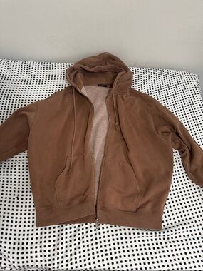 Brandy Melville Chestnut Brown Zip-Up Hooded Sweater